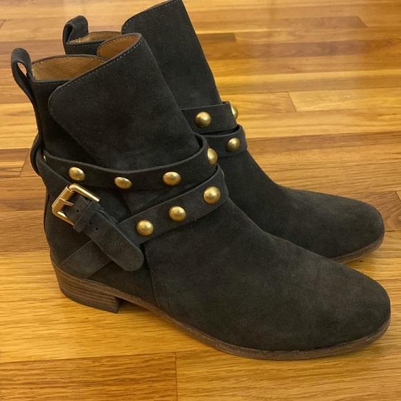 See By Chloe Women’s Gray Ankle Boots With Gold Buckle Size 37.5/7.5 - Picture 5 of 9